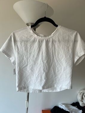 Aritzia White Cropped Crewneck Tee